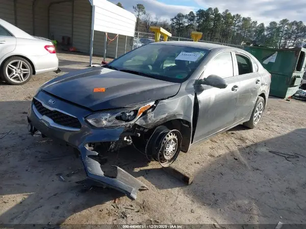 3KPF24AD5ME343929 2021 KIA FORTE - Image 2
