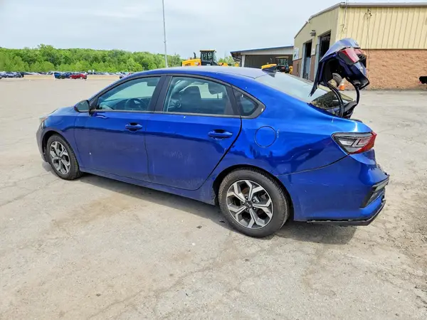 3KPF24AD5ME345017 2021 KIA FORTE - Image 2