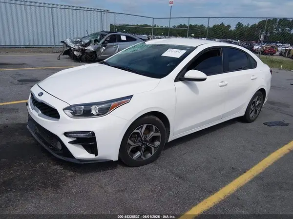 3KPF24AD5ME345244 2021 KIA FORTE - Image 2