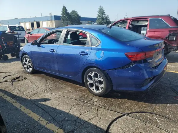 3KPF24AD5ME345597 2021 KIA FORTE - Image 2