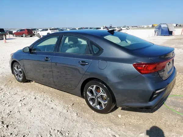 3KPF24AD5ME346586 2021 KIA FORTE - Image 2