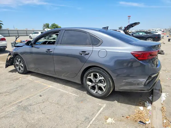 3KPF24AD5ME346958 2021 KIA FORTE - Image 2