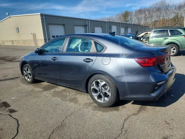 3KPF24AD5ME347561 2021 KIA FORTE - Image 2
