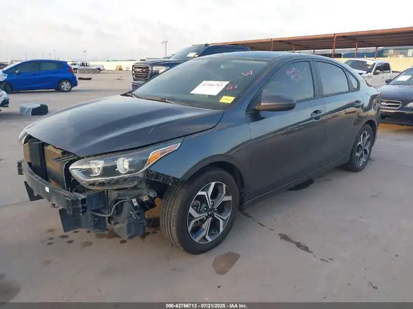 3KPF24AD5ME348791 2021 KIA FORTE - Image 2