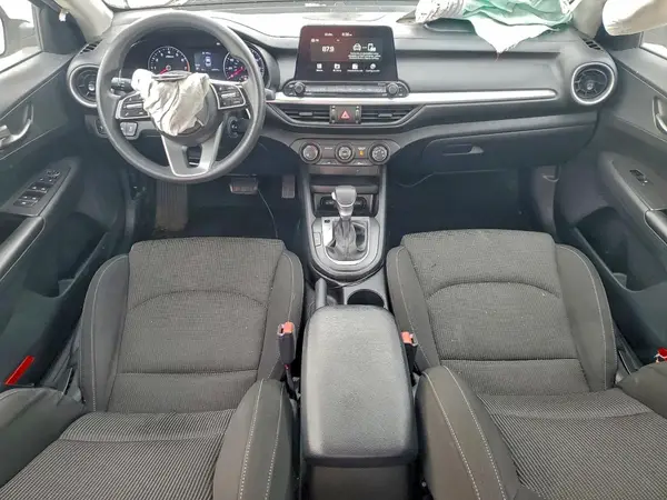 3KPF24AD5ME350346 2021 KIA FORTE - Image 8
