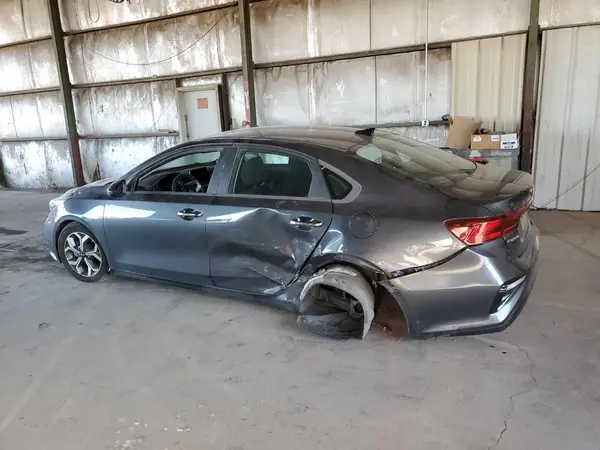 3KPF24AD5ME352856 2021 KIA FORTE - Image 2