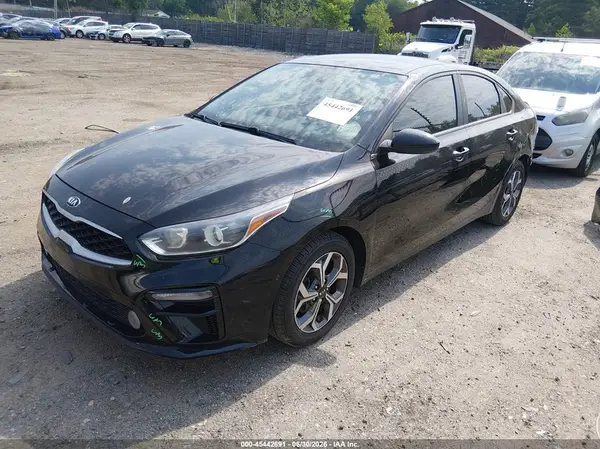3KPF24AD5ME353523 2021 KIA FORTE - Image 2