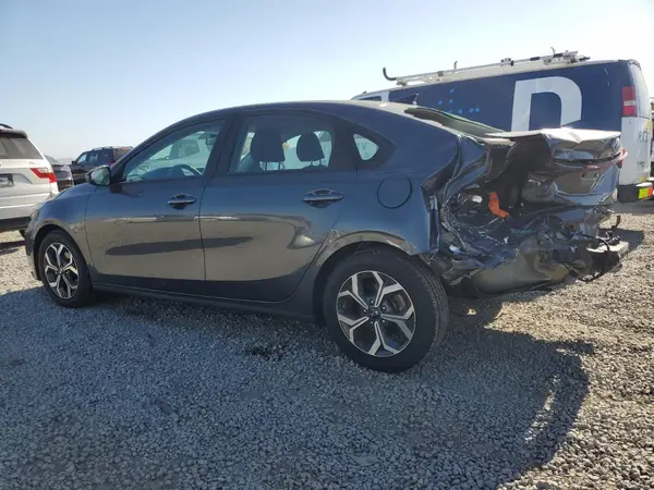 3KPF24AD5ME354087 2021 KIA FORTE - Image 2