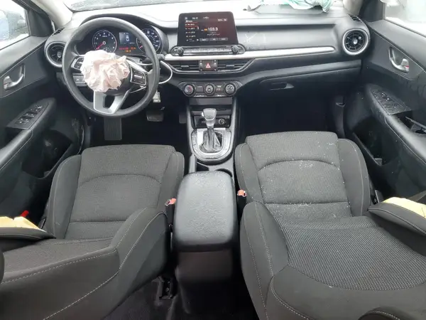 3KPF24AD5ME354297 2021 KIA FORTE - Image 8