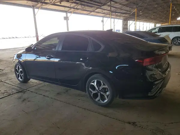 3KPF24AD5ME354316 2021 KIA FORTE - Image 2