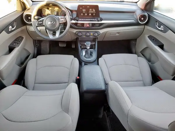 3KPF24AD5ME354381 2021 KIA FORTE - Image 8
