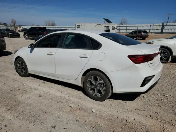 3KPF24AD5ME355353 2021 KIA FORTE - Image 2