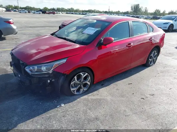 3KPF24AD5ME358852 2021 KIA FORTE - Image 2