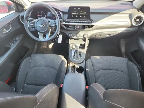 3KPF24AD5ME358947 2021 KIA FORTE - Image 8