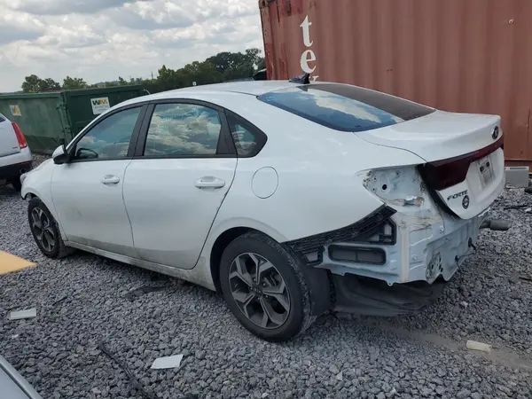 3KPF24AD5ME358995 2021 KIA FORTE - Image 2