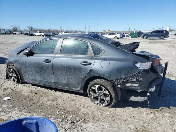 3KPF24AD5ME359998 2021 KIA FORTE - Image 2
