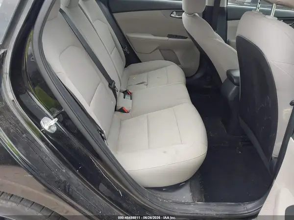 3KPF24AD5ME360410 2021 KIA FORTE - Image 8