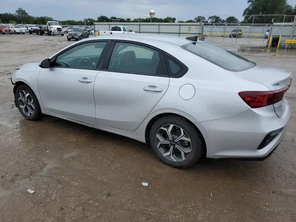 3KPF24AD5ME362819 2021 KIA FORTE - Image 2