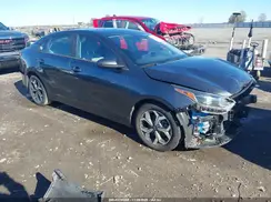 3KPF24AD5ME366918 2021 KIA FORTE