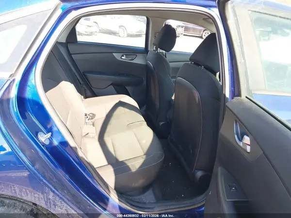 3KPF24AD5ME367843 2021 KIA FORTE - Image 8