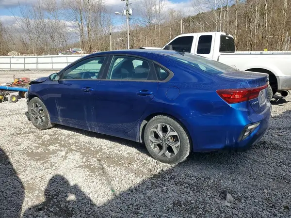 3KPF24AD5ME367941 2021 KIA FORTE - Image 2