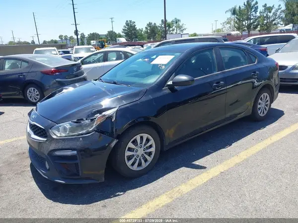 3KPF24AD5ME368331 2021 KIA FORTE - Image 2