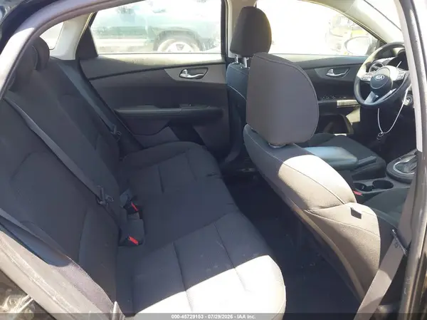 3KPF24AD5ME368331 2021 KIA FORTE - Image 8