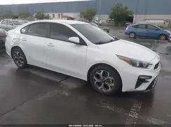 3KPF24AD5ME369463 2021 KIA FORTE