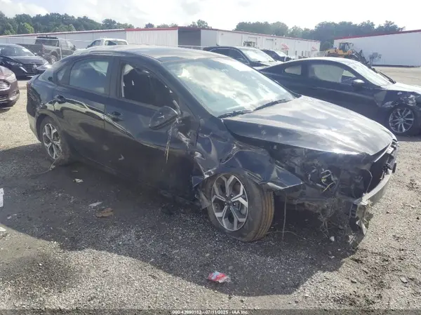 3KPF24AD5ME369494 2021 KIA FORTE - Image 1