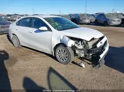 3KPF24AD5ME371620 2021 KIA FORTE