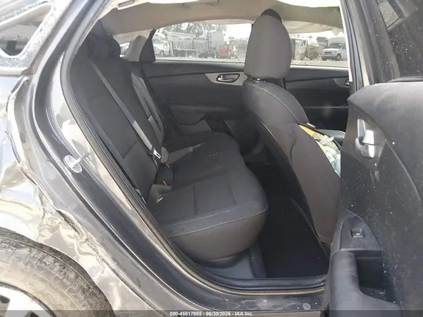 3KPF24AD5ME373240 2021 KIA FORTE - Image 8