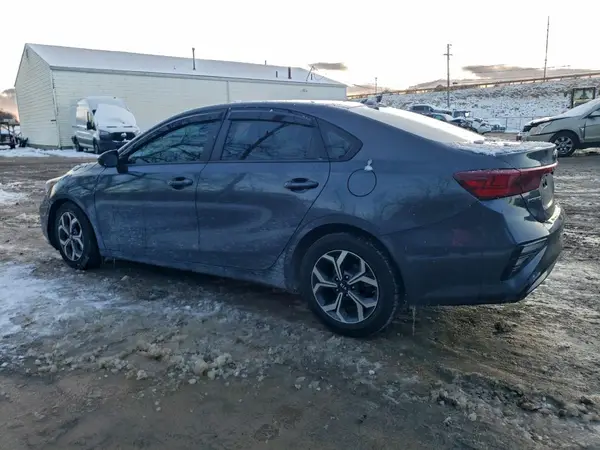 3KPF24AD5ME374162 2021 KIA FORTE - Image 2