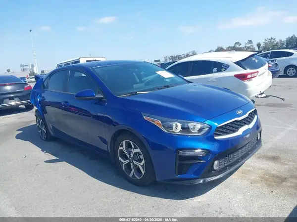 3KPF24AD5ME375294 2021 KIA FORTE - Image 1