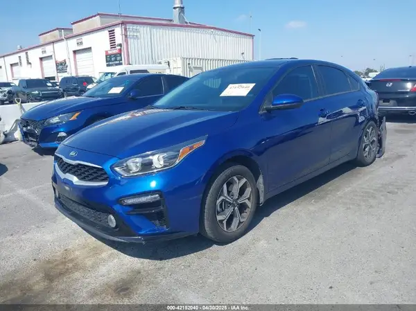 3KPF24AD5ME375294 2021 KIA FORTE - Image 2