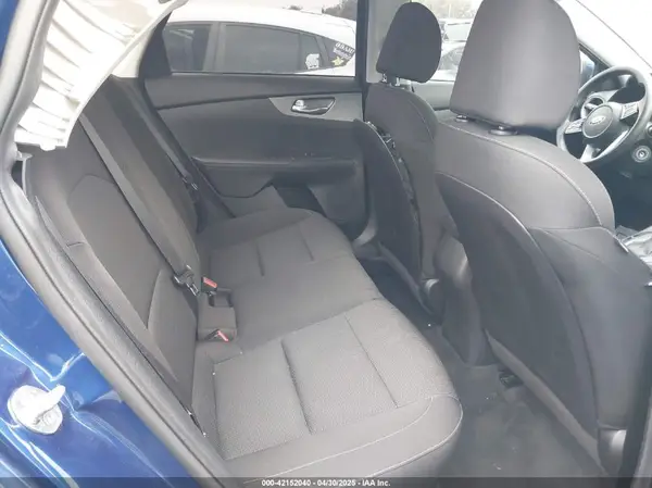 3KPF24AD5ME375294 2021 KIA FORTE - Image 8