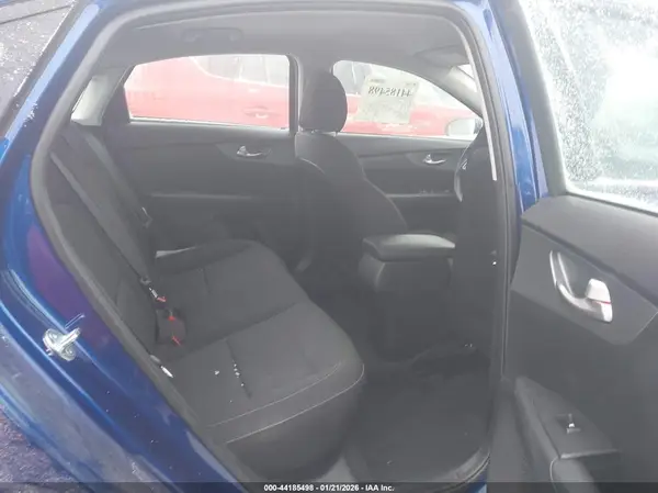 3KPF24AD5ME377191 2021 KIA FORTE - Image 8