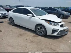 3KPF24AD5ME378373 2021 KIA FORTE