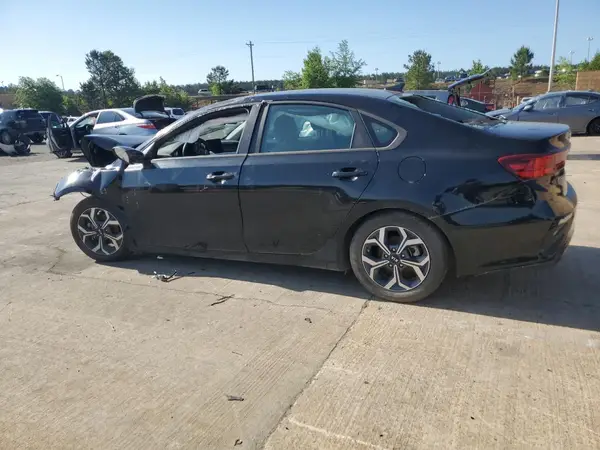 3KPF24AD5ME379975 2021 KIA FORTE - Image 2