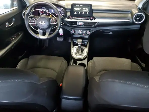 3KPF24AD5ME380396 2021 KIA FORTE - Image 8