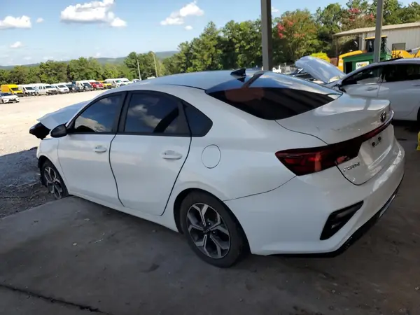 3KPF24AD5ME382648 2021 KIA FORTE - Image 2