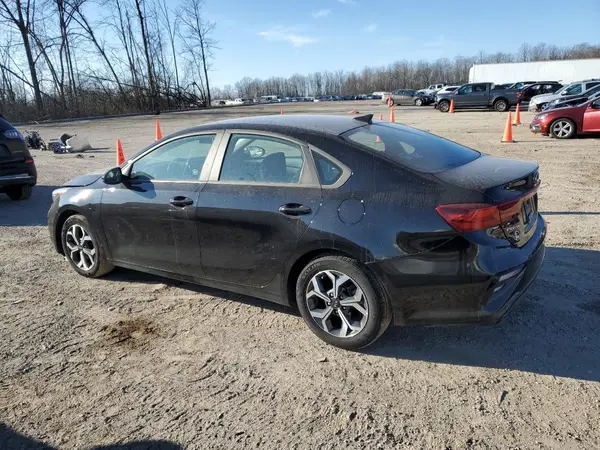 3KPF24AD5ME384089 2021 KIA FORTE - Image 2