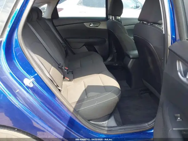 3KPF24AD5ME384836 2021 KIA FORTE - Image 8
