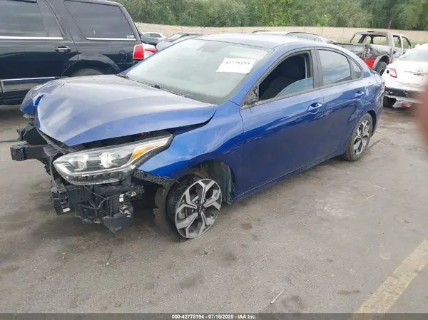 3KPF24AD5ME385534 2021 KIA FORTE - Image 2