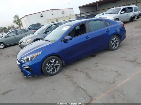 3KPF24AD5ME386196 2021 KIA FORTE - Image 2