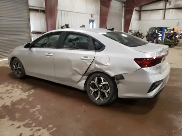 3KPF24AD5ME390281 2021 KIA FORTE - Image 2