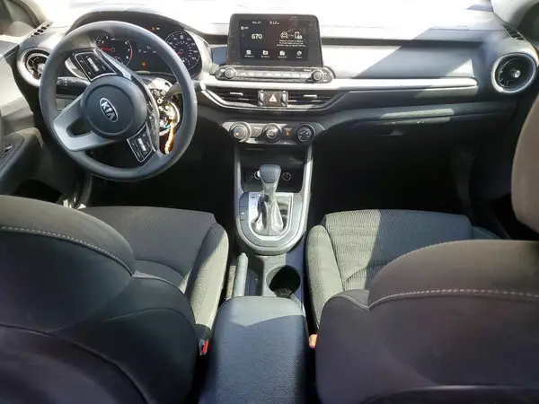 3KPF24AD5ME391351 2021 KIA FORTE - Image 8