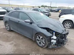 3KPF24AD5ME391429 2021 KIA FORTE