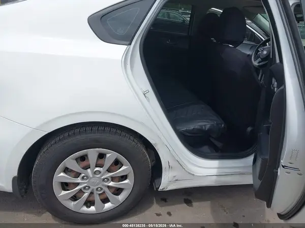 3KPF24AD5ME393522 2021 KIA FORTE - Image 8