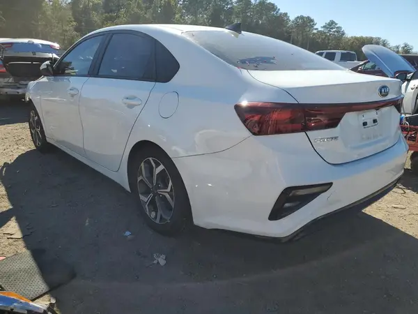 3KPF24AD5ME394363 2021 KIA FORTE - Image 2