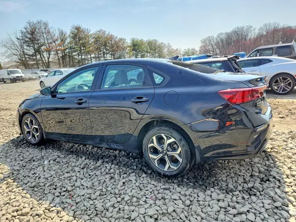 3KPF24AD5ME402249 2021 KIA FORTE - Image 2